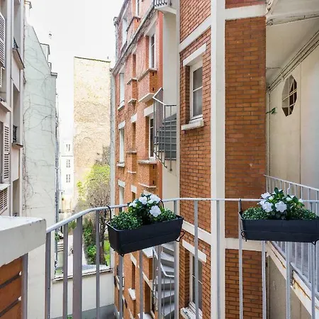 Elegant - 2p - Trocadero - Eiffel Tower * パリ